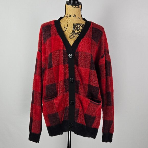 Cyrus Women’s XL Red Black Buffalo Plaid Cardigan Sweater Soft Fuzzy Knit Pocket - Picture 1 of 9